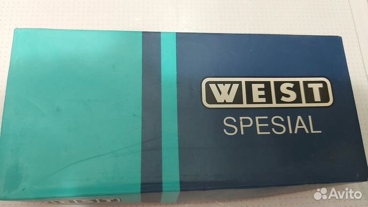 Замок дверной