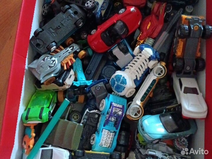 Машинки хот вилс hot wheels