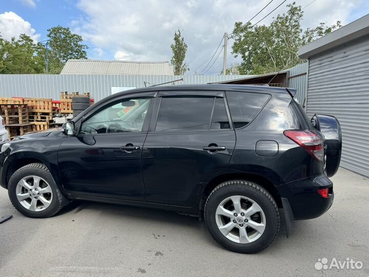 Toyota RAV4 2.0 CVT, 2011, 234 000 км