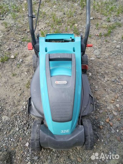 Газонокосилка электрическая