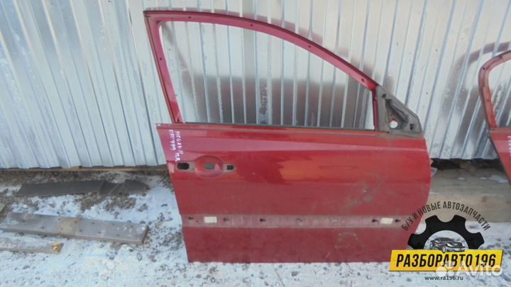 Дверь передняя правая Renault Megane II 2003-2009