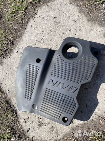 Крышка двигателя Chevrolet Niva