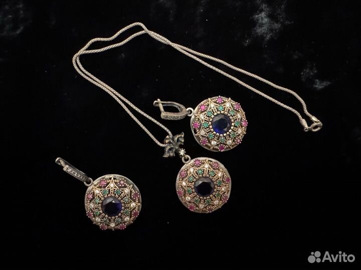 Серьги серебро с сапфирами, изумрудами и рубинами