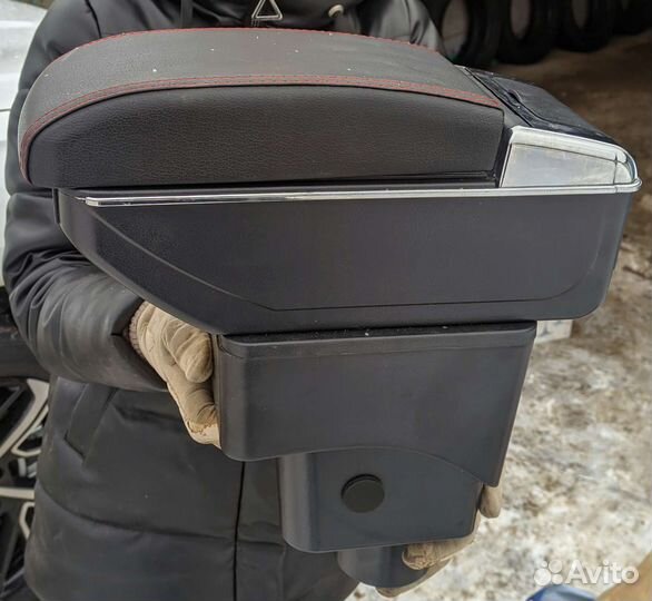 Подлокотник для Ford EcoSport