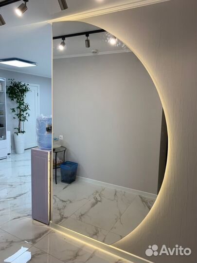 Зеркало с led подсветкой Луна