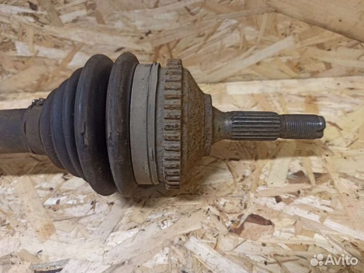 Привод правый Peugeot 206 АКПП