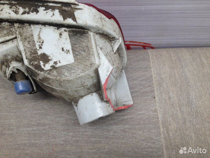 Птф задняя левая Toyota Land Cruiser Prado 150