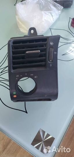 Дефлектор воздуховода Mercedes-Benz W210