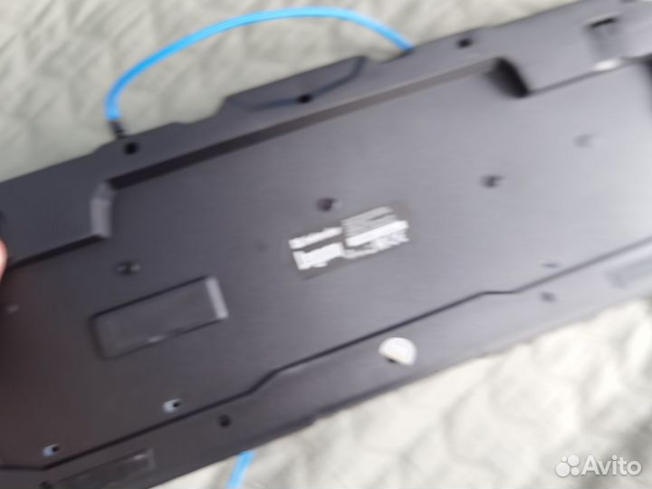 Игровая клавиатура и мышь с радужно подсветкой