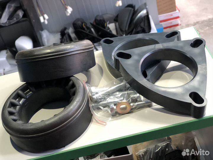 Проставки Ford Focus