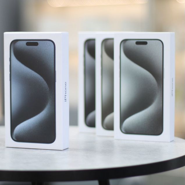 iPhone 15 Pro Max, 512 ГБ, SIM + eSIM