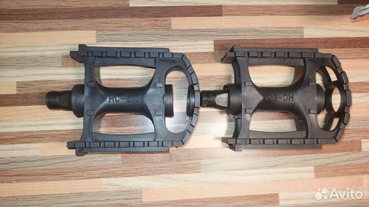 Педали на велосипед стандарт