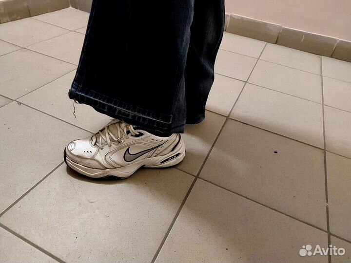 Кроссовки nike air monarch