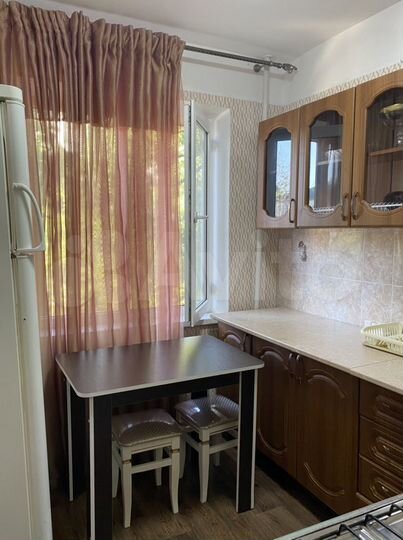 2-к. квартира, 56 м², 3/5 эт.