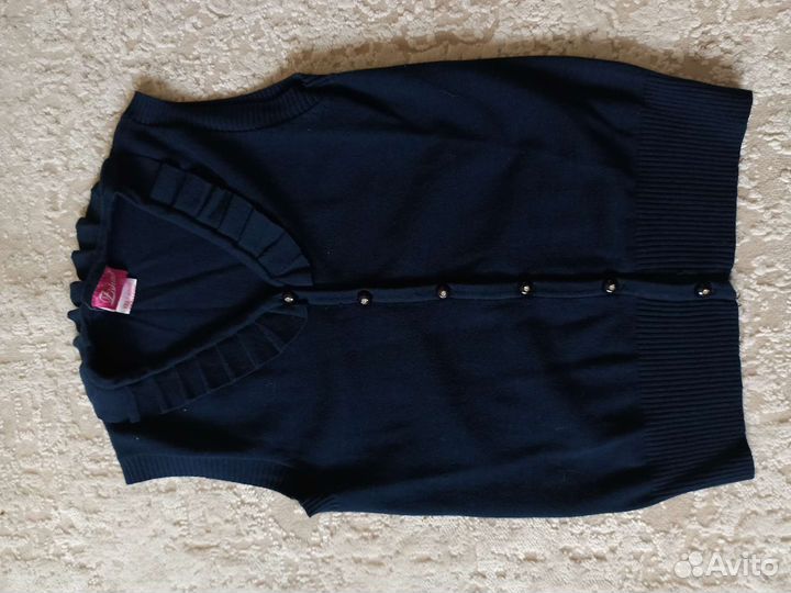 Жилет трикотажный для школы