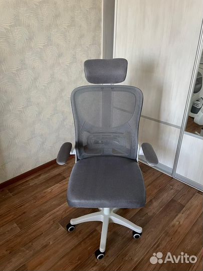 Компьютерное кресло