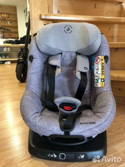 Автокресло Maxi-Cosi AxissFix i-Size