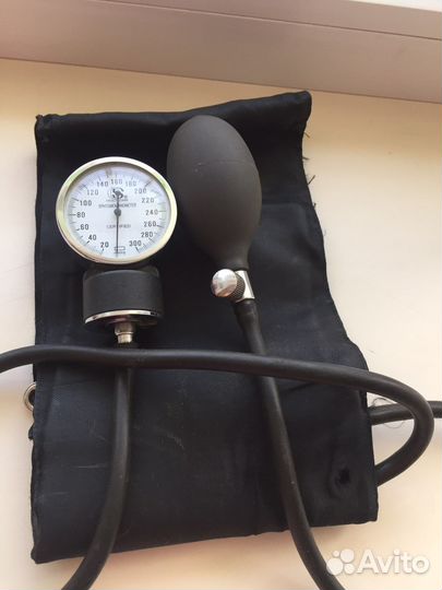 Тонометр механический