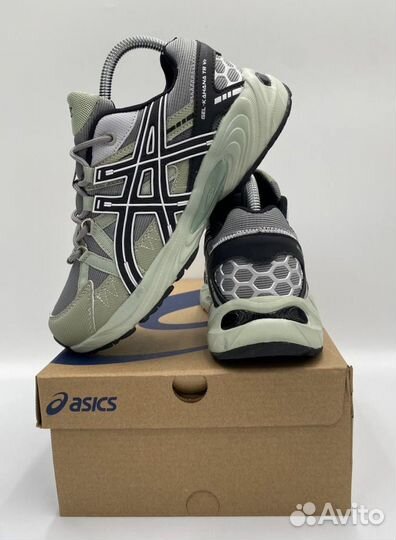 Кроссовки asics