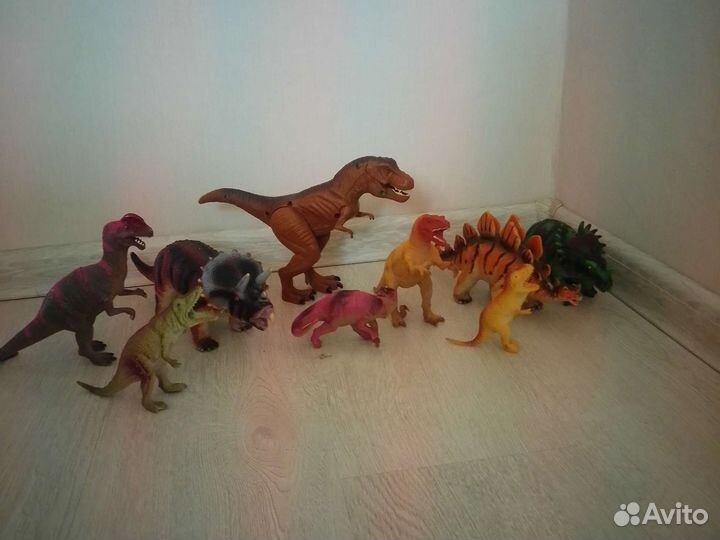 Набор динозавров