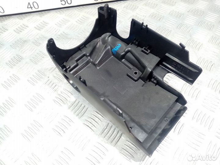 Б/У Кожух рулевой колонки нижний#001