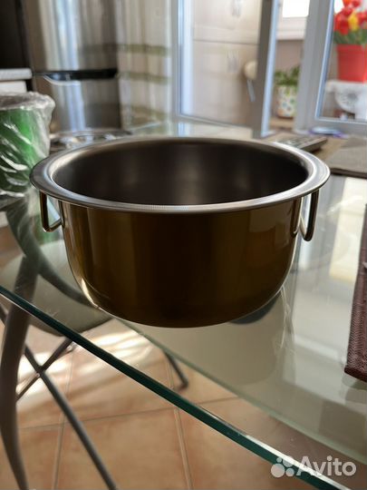 Набор мисок с крышками