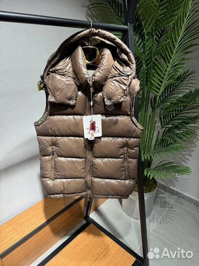 Жилетка Moncler