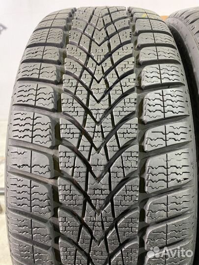 Dunlop SP Winter Sport 4D 205/45 R17
