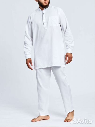 Белый камис 