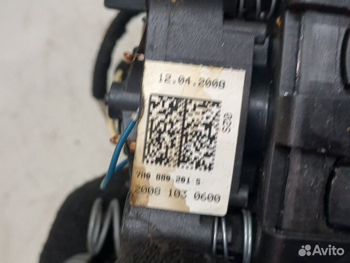 Подушка безопасности водителя Volkswagen Transporter 5, 2008