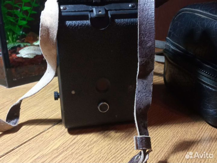 Плёночный фотоаппарат Любитель 166 + фотовспышка