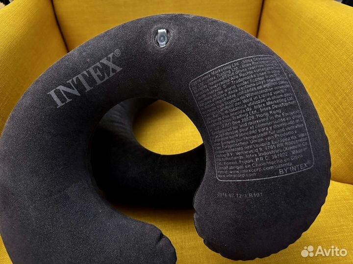 Надувные подушки для самолёта Intex