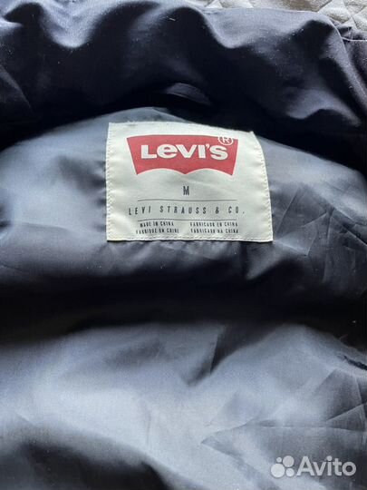 Жилетка levis темно синий размер M