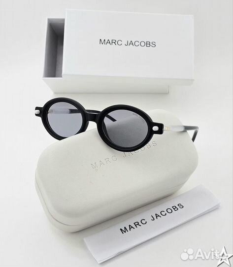 Солнцезащитные очки Marc Jacobs