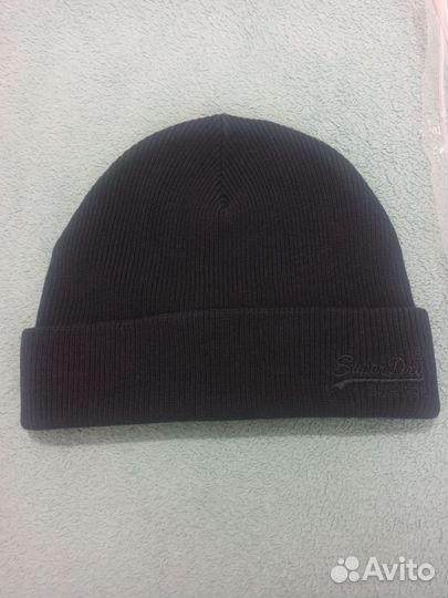 Новая шапка Superdry