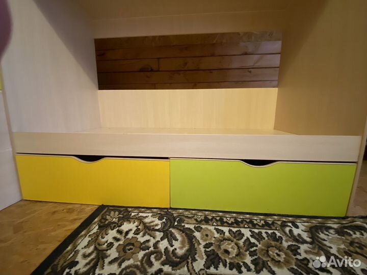 Двухъярусная кровать бу