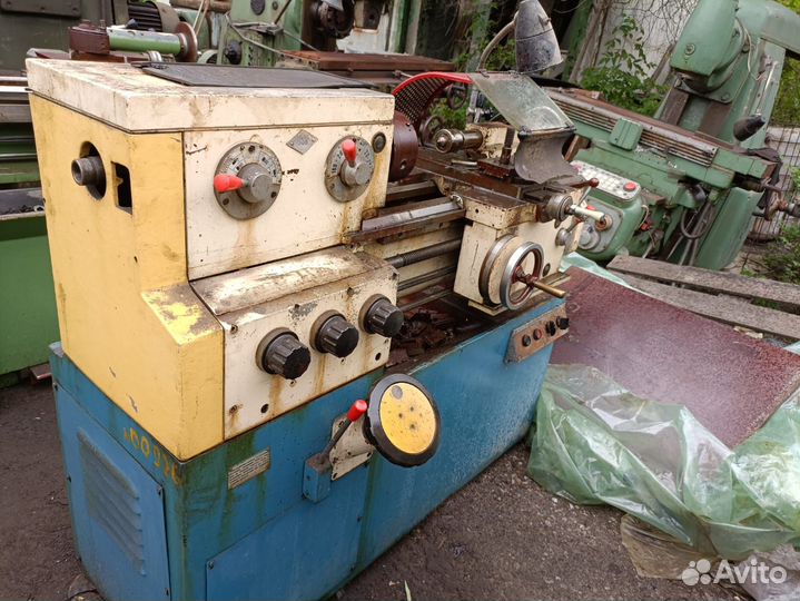 Cтанок токарный иж250итв