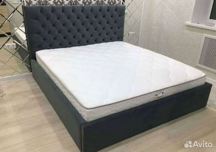 Дизайнерская кровать