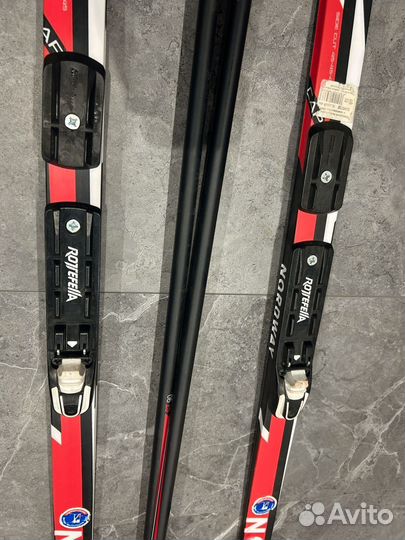 Беговые лыжи