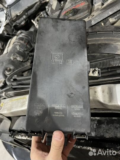 Блок предохранителей dodge ram 2008 04692118AF