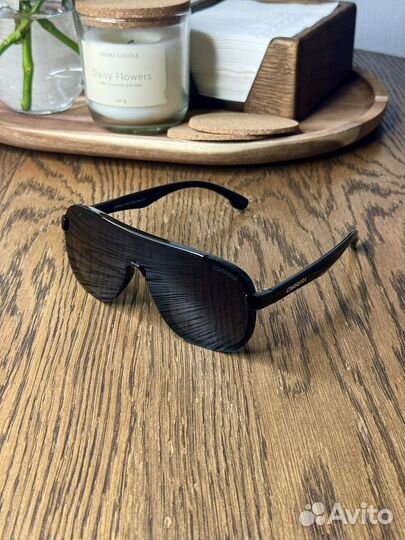 Очки Carrera брак