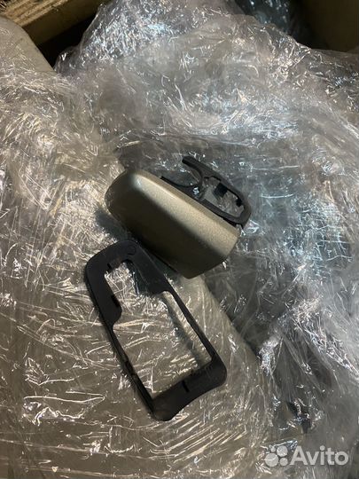 Ручка задней левой двери тайота рав 4