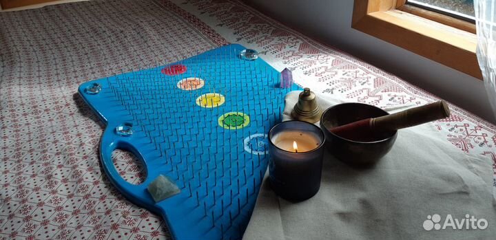 Доска с гвоздями Садху для лежания