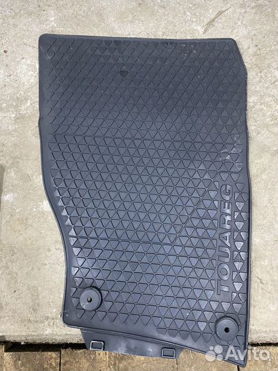 Орегинальные резиновые ковры volkswagen touareg 2