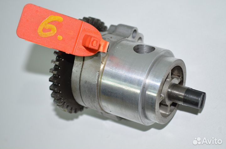 Насос масляный Suzuki GSF250 Bandit