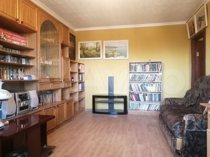 2-к. квартира, 58 м², 6/9 эт.