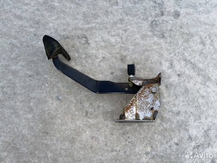 Педаль тормоза сангйонг Кайрон/Актион/Kyron/Action