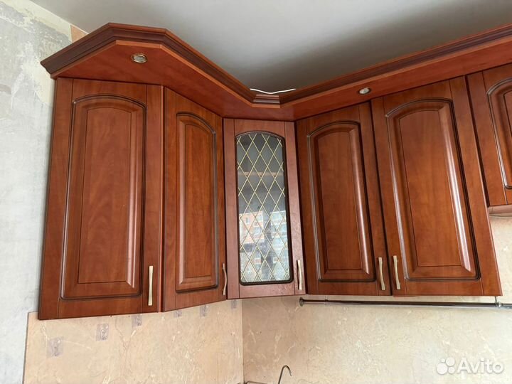 Верхние шкафы кухонного гарнитура