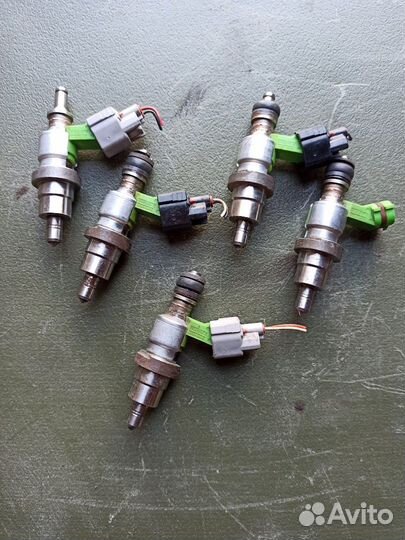 Комплект форсунок на двигатель 1az-fse 2az-fse toy