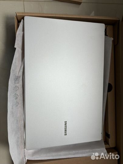 Ноутбук samsung galaxy book